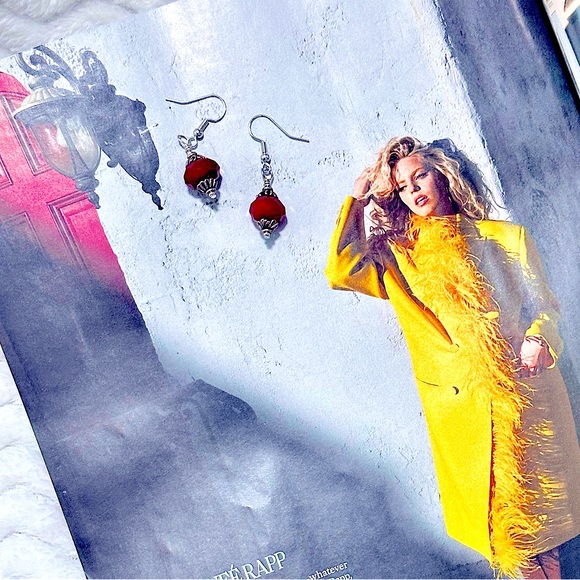 STUNNING Sparkly Burgundy Red JADE GEMSTONE +SILVER Caps Fishhook Dangle Earring - Picture 3 of 16